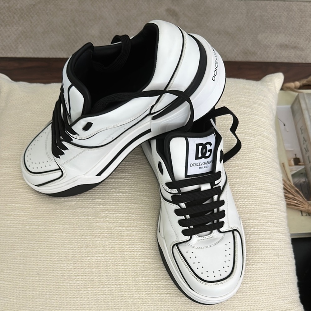 Dolce & Gabbana New Roma Lace-Up Sneakers Classic Design.100 %Calfskin Leather. - Picture 8 of 9